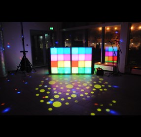 DJ borð 48 x LED Panels 30x30cm 2xFlightCase